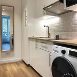 Close To Montmartre Cosy Studio